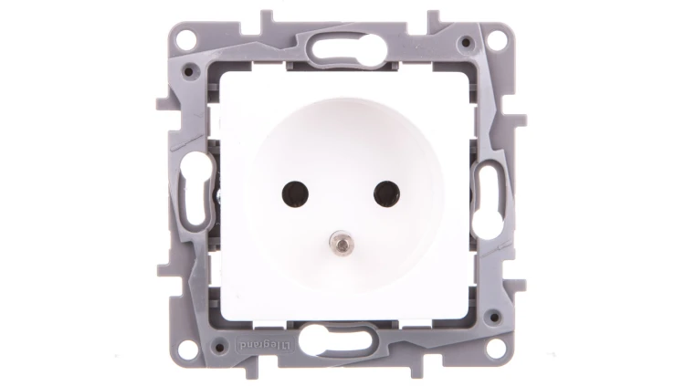 cc7527bee2b6343e0b1676108564e736