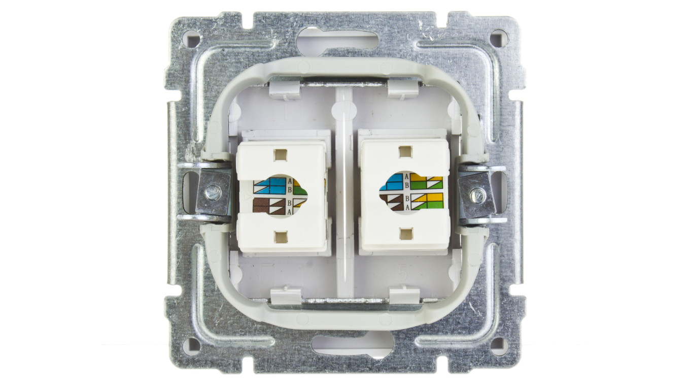 e2c3400417ba16bc0b135c732843b290